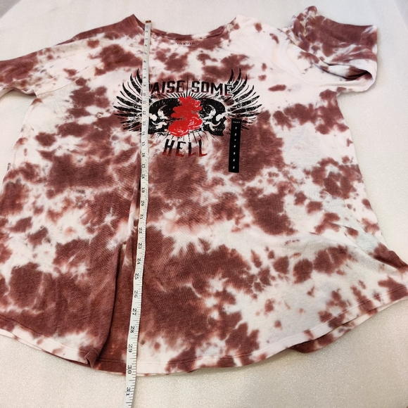 Torrid NWT Raise Hell Classic Fit Raglan Brow Top - Picture 3 of 10